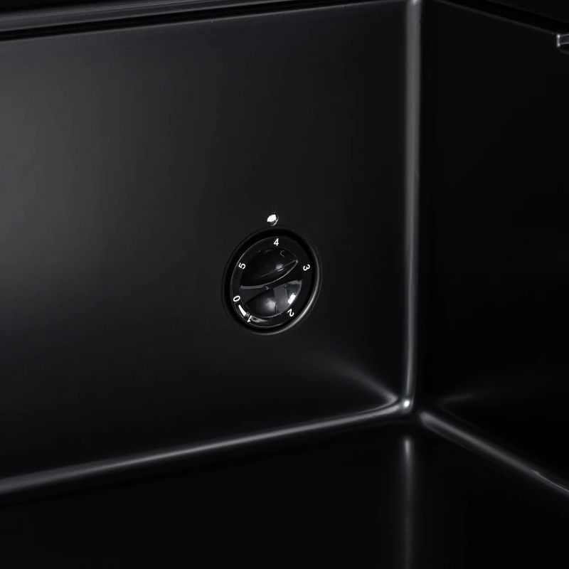 Adjustable Thermostat